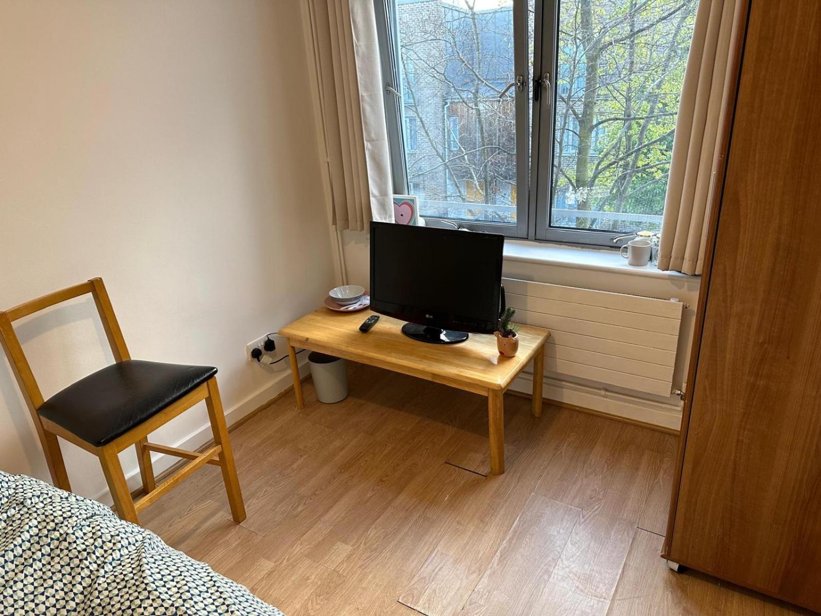 Newbury Apartment Лондон Екстериор снимка
