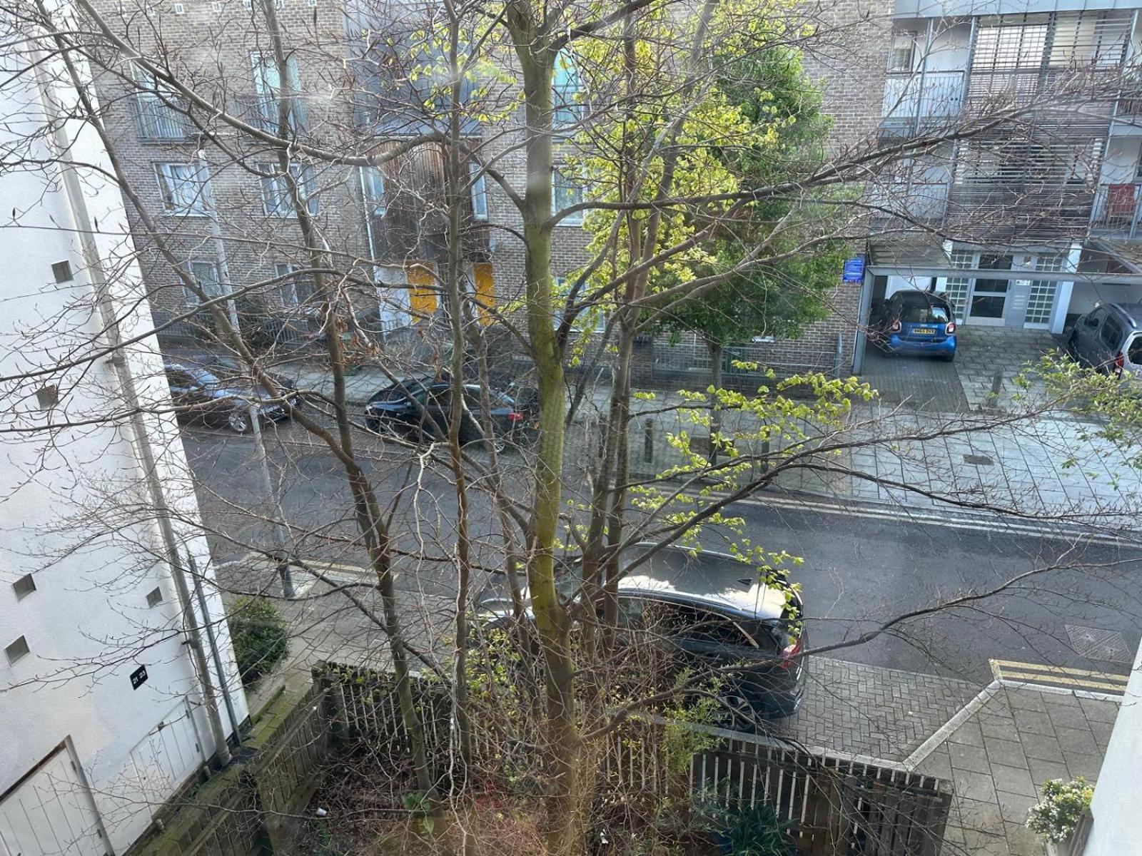 Newbury Apartment Лондон Екстериор снимка
